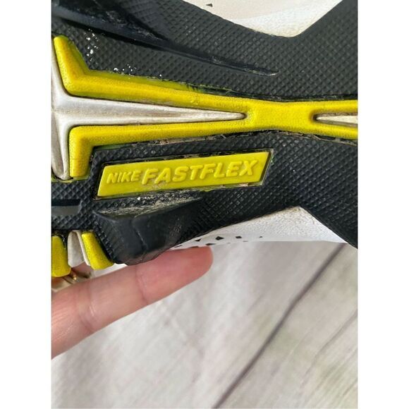 Nike fastflex boys youth 5 football cleats w/high ankle support white/grey - Picture 10 of 10